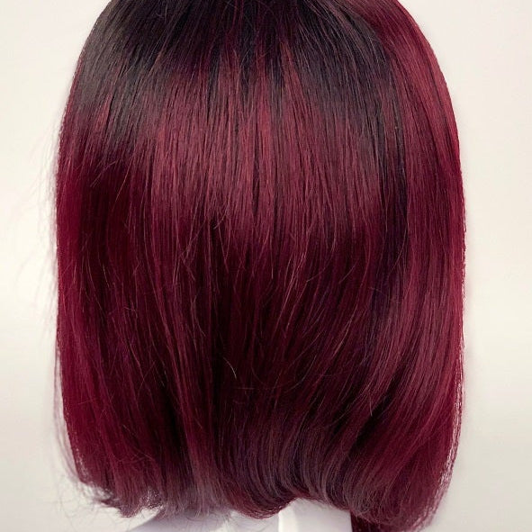 Perruque de cheveux humains élégante Adora Spotlight avec raie en dentelle
