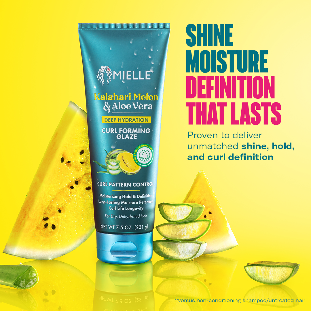 Mielle Curl Forming Glaze 221g beside melon and aloe with definition claims
