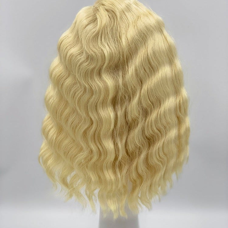 Sleek Molly Spotlight 101 Synthetic Lace Parting Wig